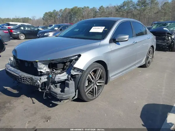 1HGCR2F55HA247345 2017 HONDA ACCORD - Image 2