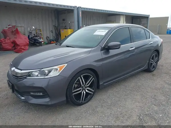 1HGCR2F55HA255235 2017 HONDA ACCORD - Image 2