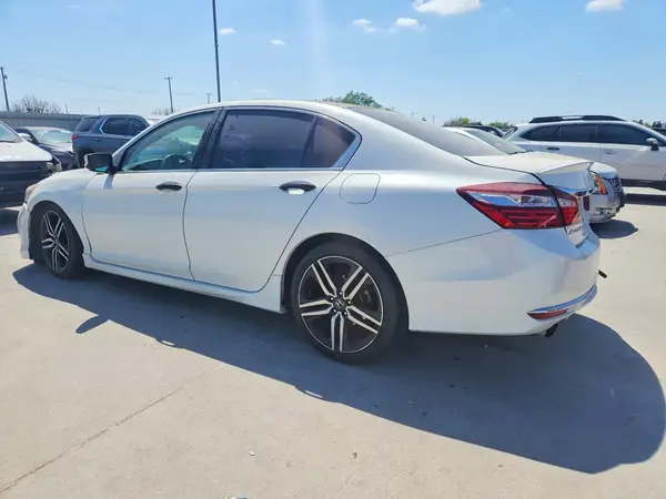 1HGCR2F55HA262122 2017 HONDA ACCORD - Image 2