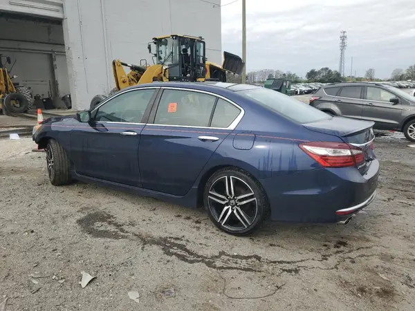 1HGCR2F55HA268244 2017 HONDA ACCORD - Image 2