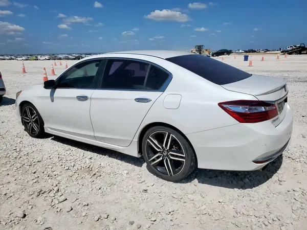 1HGCR2F55HA272200 2017 HONDA ACCORD - Image 2