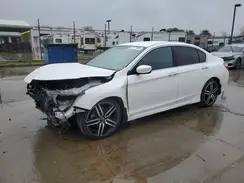 1HGCR2F55HA275808 2017 HONDA ACCORD