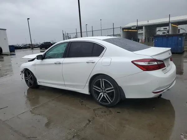 1HGCR2F55HA275808 2017 HONDA ACCORD - Image 2