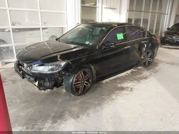 1HGCR2F55HA275906 2017 HONDA ACCORD - Image 2