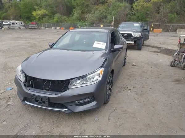 1HGCR2F55HA277316 2017 HONDA ACCORD - Image 2