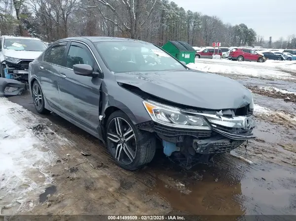 1HGCR2F55HA280491 2017 HONDA ACCORD - Image 1