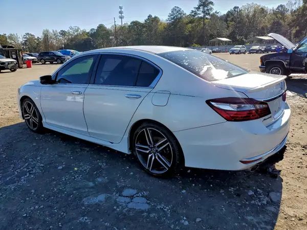 1HGCR2F55HA287831 2017 HONDA ACCORD - Image 2