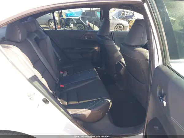 1HGCR2F55HA304899 2017 HONDA ACCORD - Image 8