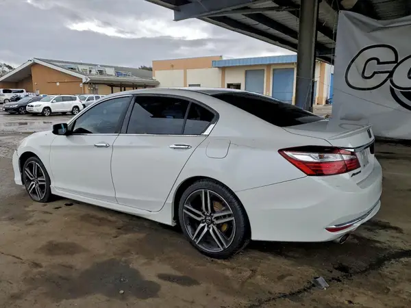 1HGCR2F56GA026173 2016 HONDA ACCORD - Image 2