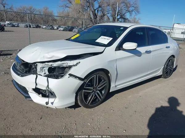 1HGCR2F56GA049100 2016 HONDA ACCORD - Image 2