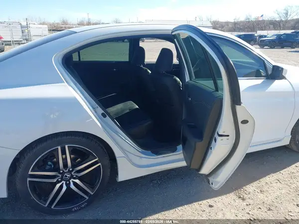 1HGCR2F56GA049100 2016 HONDA ACCORD - Image 8