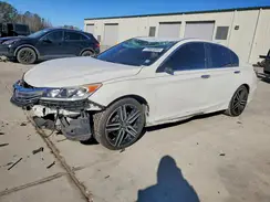 1HGCR2F56GA101972 2016 HONDA ACCORD