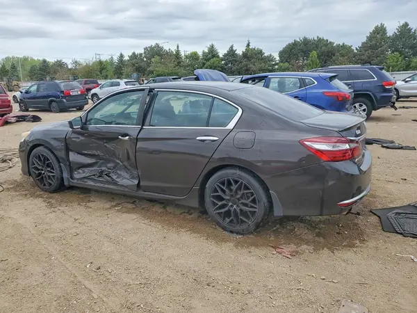 1HGCR2F56GA127939 2016 HONDA ACCORD - Image 2