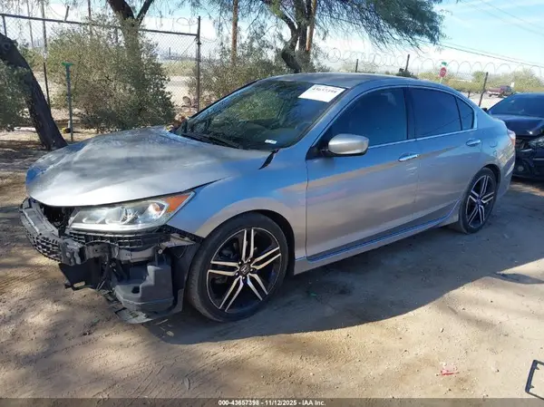 1HGCR2F56GA132378 2016 HONDA ACCORD - Image 2