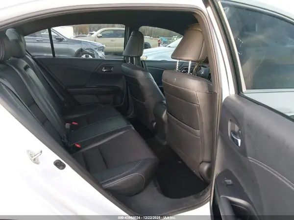 1HGCR2F56GA179166 2016 HONDA ACCORD - Image 8