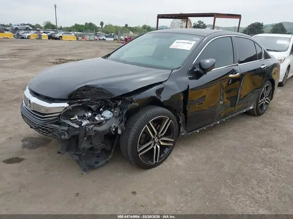 1HGCR2F56GA195237 2016 HONDA ACCORD - Image 2