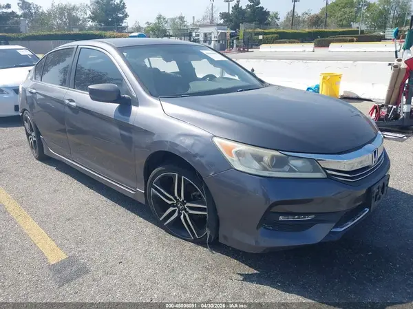 1HGCR2F56HA000805 2017 HONDA ACCORD - Image 1