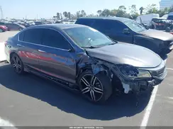 1HGCR2F56HA003252 2017 HONDA ACCORD