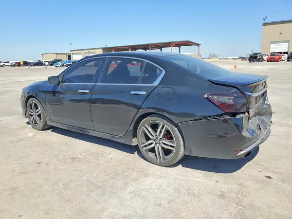 1HGCR2F56HA007155 2017 HONDA ACCORD - Image 2