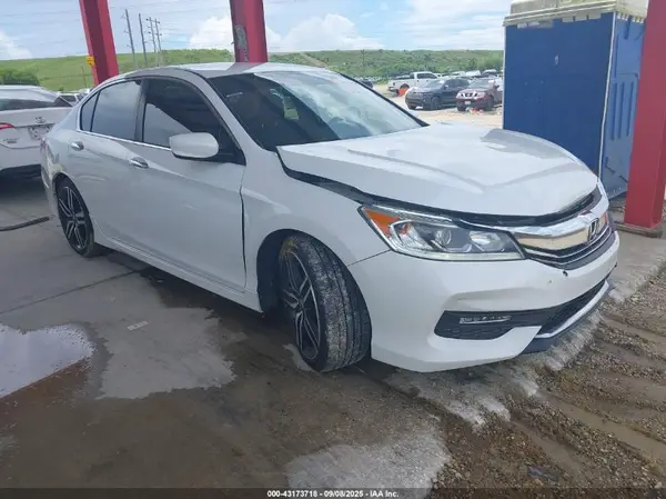 1HGCR2F56HA008693 2017 HONDA ACCORD - Image 1