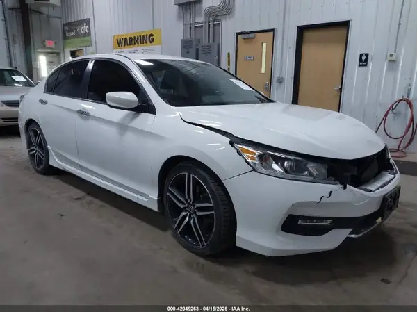 1HGCR2F56HA008709 2017 HONDA ACCORD - Image 1