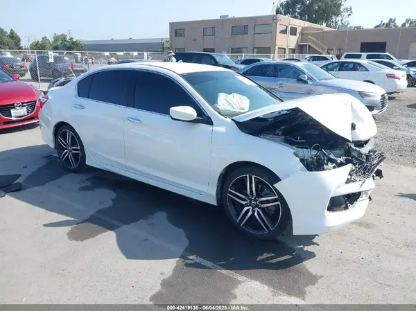 1HGCR2F56HA008774 2017 HONDA ACCORD - Image 1