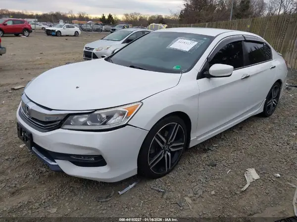 1HGCR2F56HA009617 2017 HONDA ACCORD - Image 2