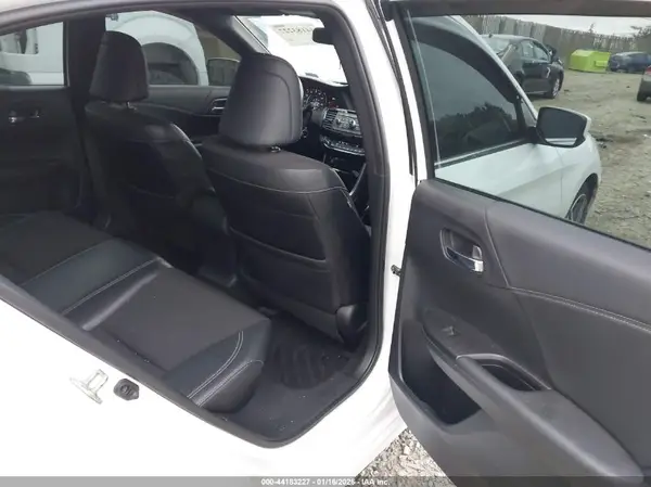 1HGCR2F56HA009617 2017 HONDA ACCORD - Image 8