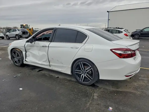 1HGCR2F56HA009990 2017 HONDA ACCORD - Image 2