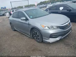 1HGCR2F56HA010251 2017 HONDA ACCORD
