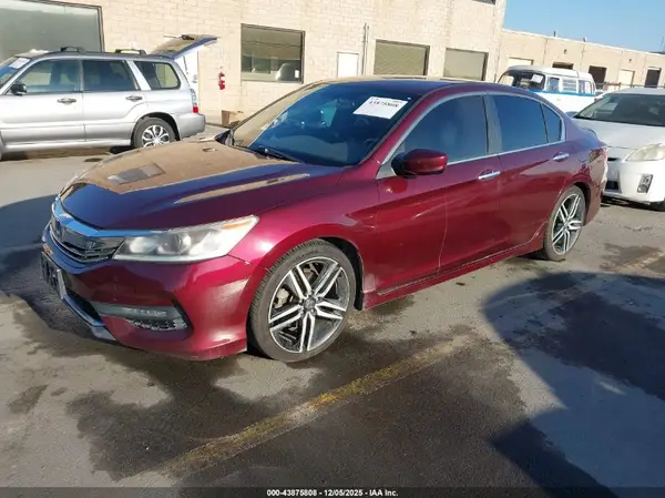 1HGCR2F56HA015305 2017 HONDA ACCORD - Image 2
