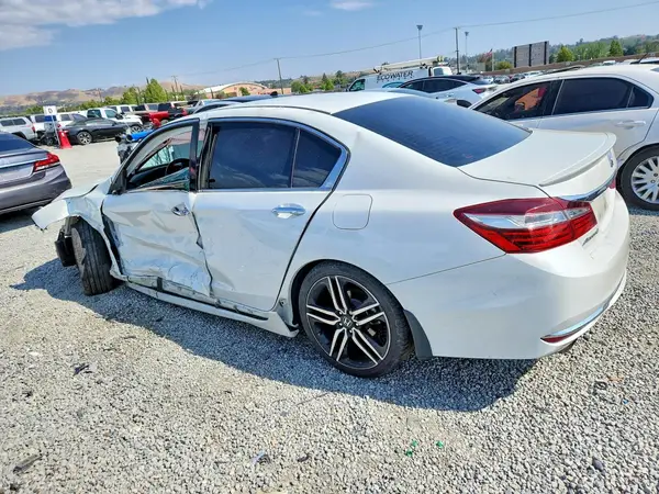 1HGCR2F56HA019189 2017 HONDA ACCORD - Image 2