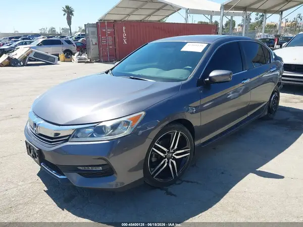 1HGCR2F56HA026093 2017 HONDA ACCORD - Image 2