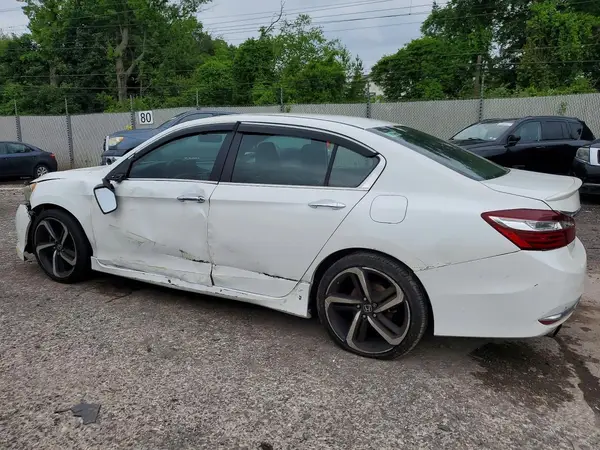 1HGCR2F56HA027583 2017 HONDA ACCORD - Image 2