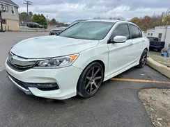 1HGCR2F56HA029432 2017 HONDA ACCORD