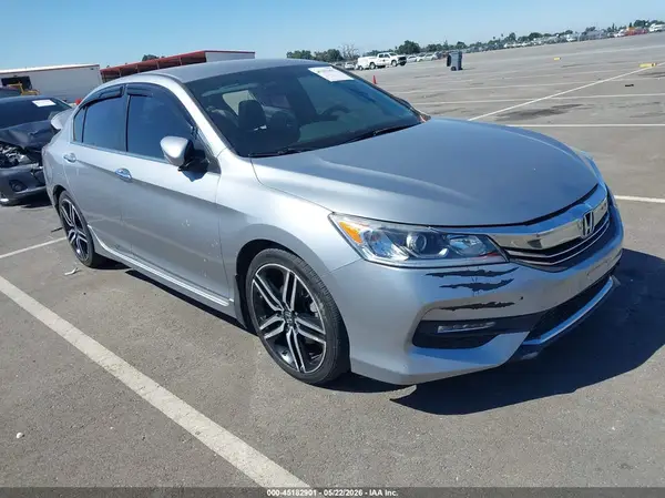 1HGCR2F56HA031472 2017 HONDA ACCORD