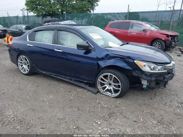 1HGCR2F56HA031777 2017 HONDA ACCORD - Image 1