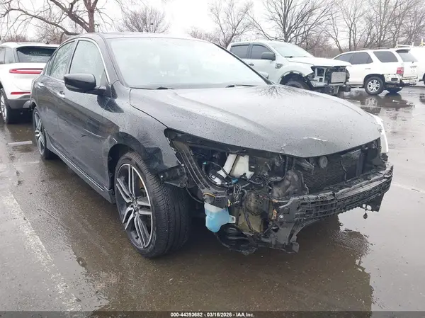 1HGCR2F56HA072409 2017 HONDA ACCORD - Image 1