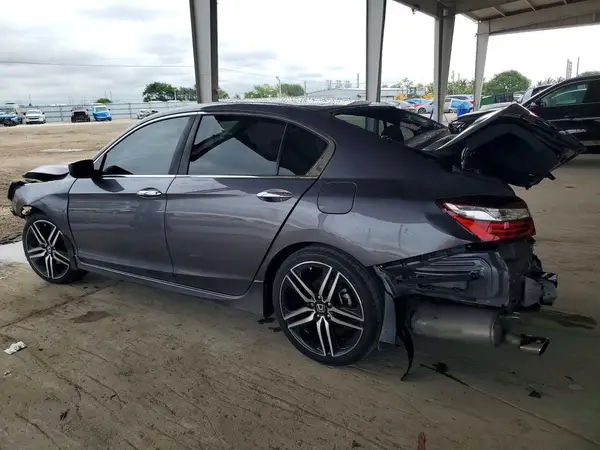 1HGCR2F56HA077495 2017 HONDA ACCORD - Image 2