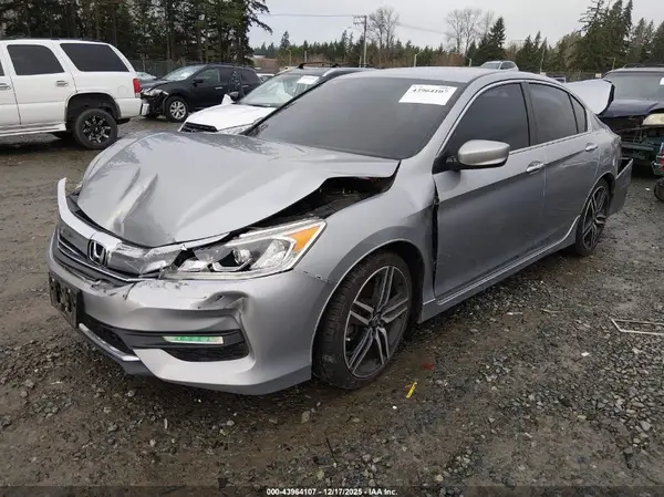 1HGCR2F56HA081949 2017 HONDA ACCORD - Image 2