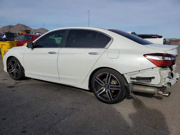 1HGCR2F56HA097438 2017 HONDA ACCORD - Image 2