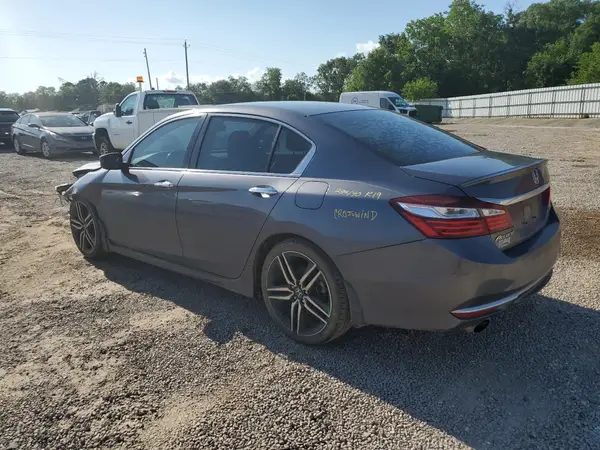 1HGCR2F56HA099707 2017 HONDA ACCORD - Image 2
