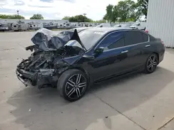1HGCR2F56HA112827 2017 HONDA ACCORD