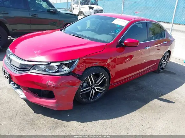 1HGCR2F56HA114769 2017 HONDA ACCORD - Image 2