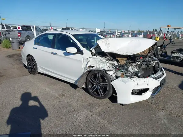 1HGCR2F56HA116361 2017 HONDA ACCORD - Image 1