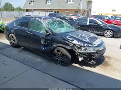 1HGCR2F56HA128686 2017 HONDA ACCORD