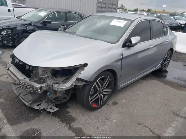 1HGCR2F56HA134018 2017 HONDA ACCORD - Image 2