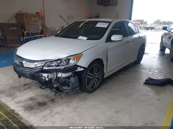 1HGCR2F56HA143320 2017 HONDA ACCORD - Image 2