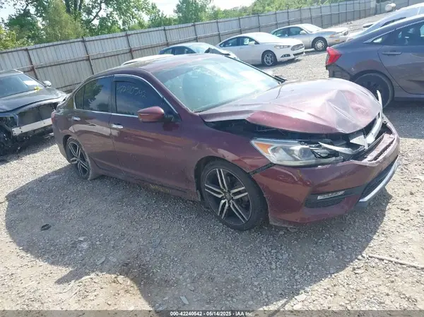 1HGCR2F56HA155855 2017 HONDA ACCORD - Image 1