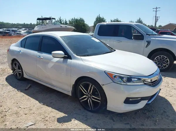 1HGCR2F56HA160845 2017 HONDA ACCORD - Image 1